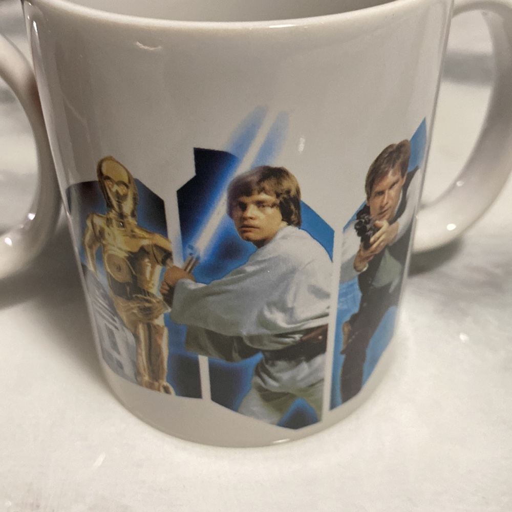 Two star wars mugs - Picture 3 of 4